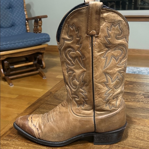 Vintage J Chisholm Cowboy Boots size 11 D